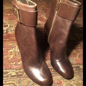 Michael Kors Giuliana Boots size 7